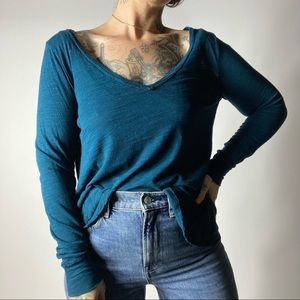BANANA REPUBLIC Ruffle Hem Long Sleeve V Neck Swingy Top Teal Blue Womens Small